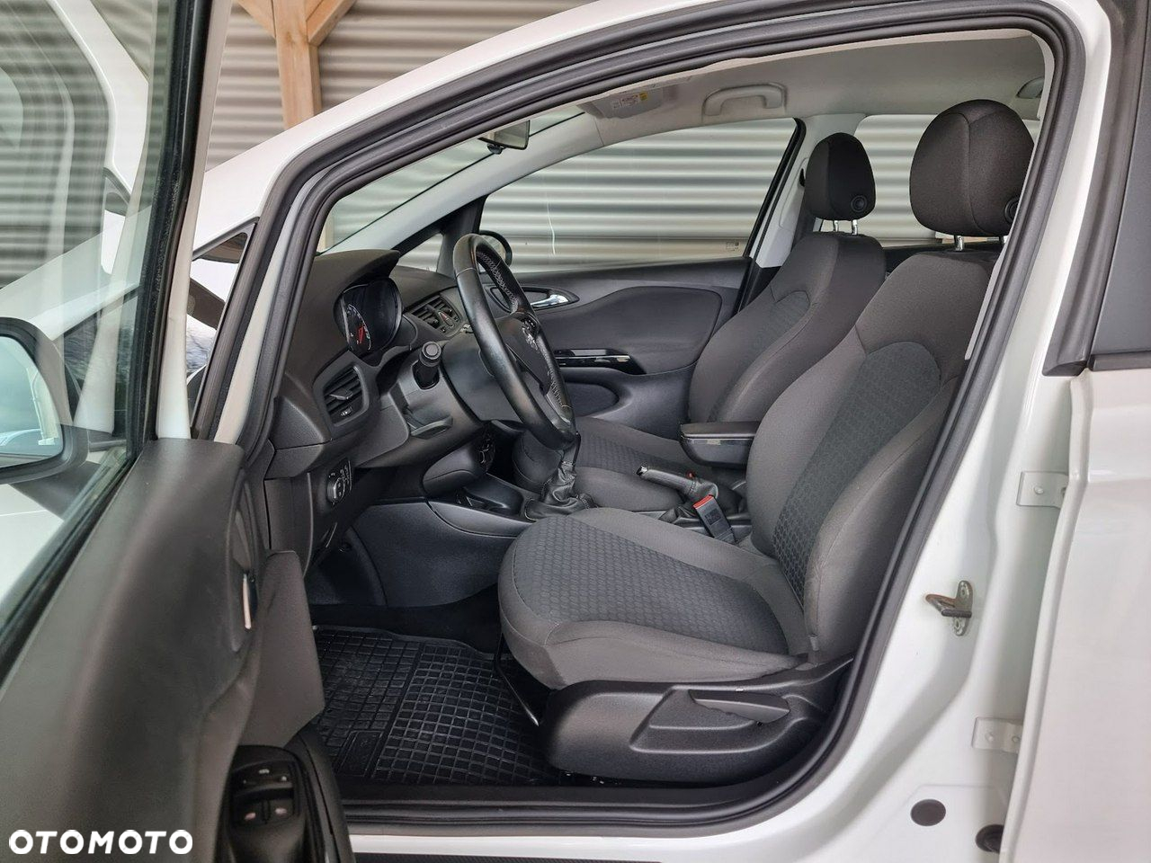Opel Corsa - 12