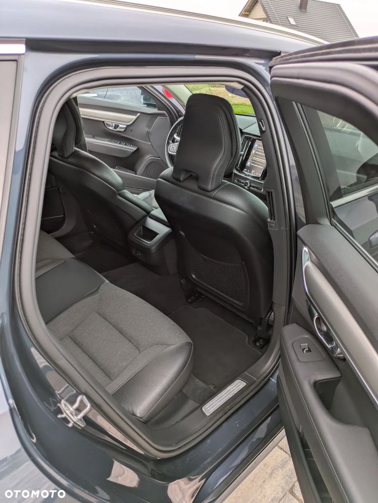 Volvo V90 B4 D Geartronic Momentum Pro - 21