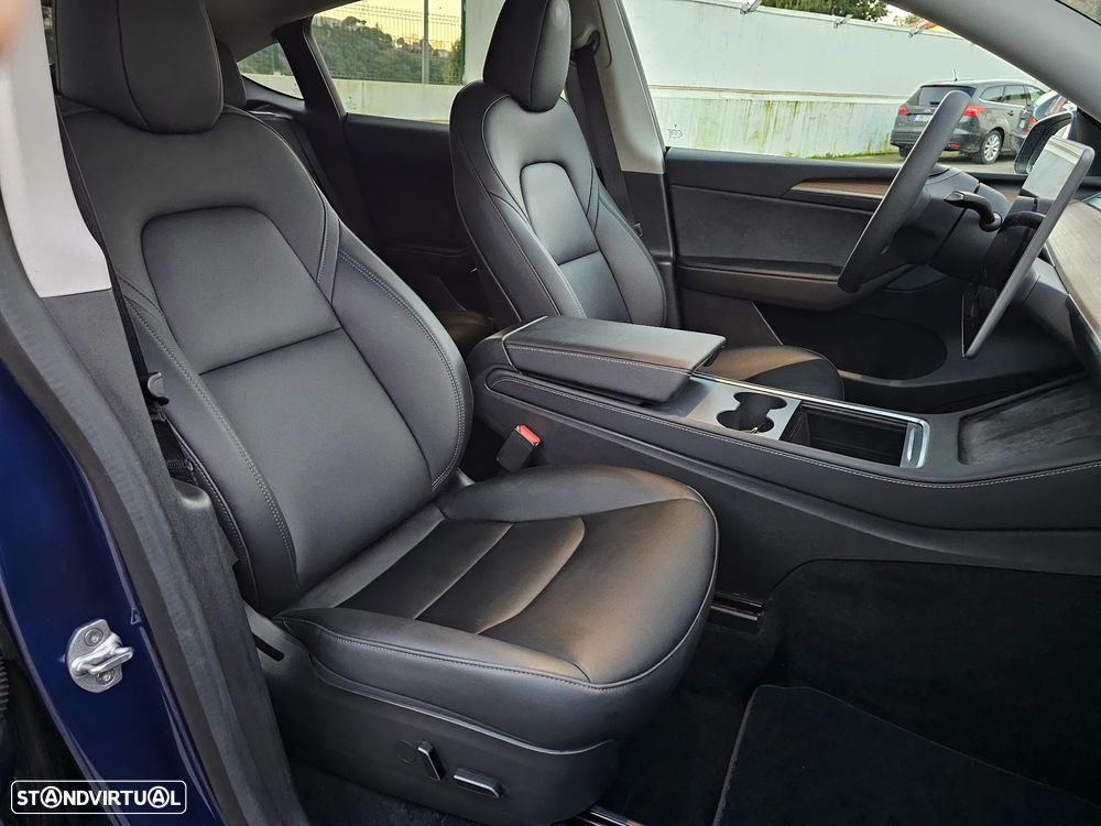 Tesla Model Y Long Range Tração Integral - 16