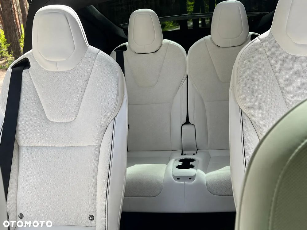 Tesla Model X Long Range - 9