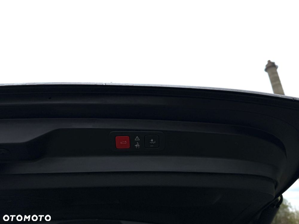Peugeot 5008 1.5 BlueHDi GT S&S EAT8 - 32