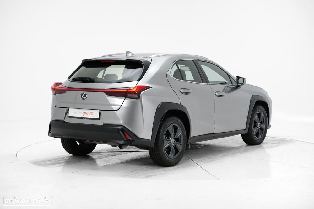 Lexus UX 250h Business - 4