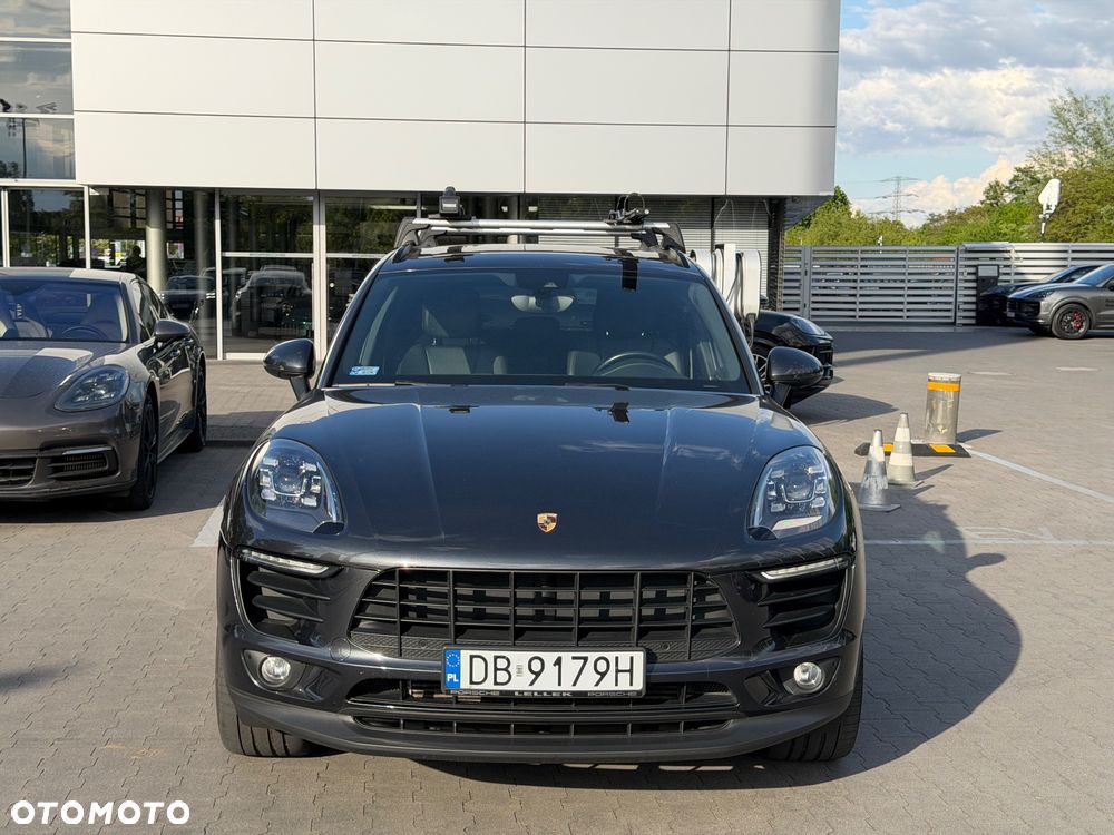 Porsche Macan - 3