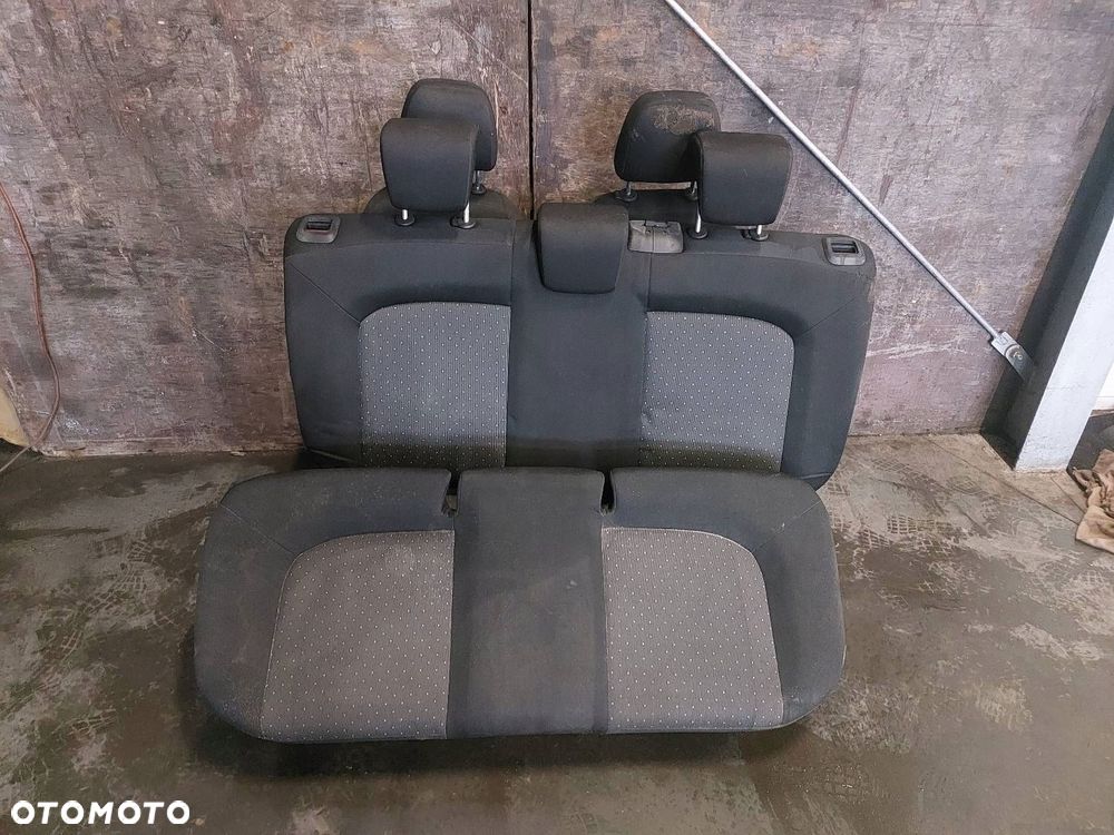 KOMPLET FOTELI LEWY PRAWY PRZÓD KANAPA TYŁ BOCZKI FIAT GRANDE PUNTO I - 1