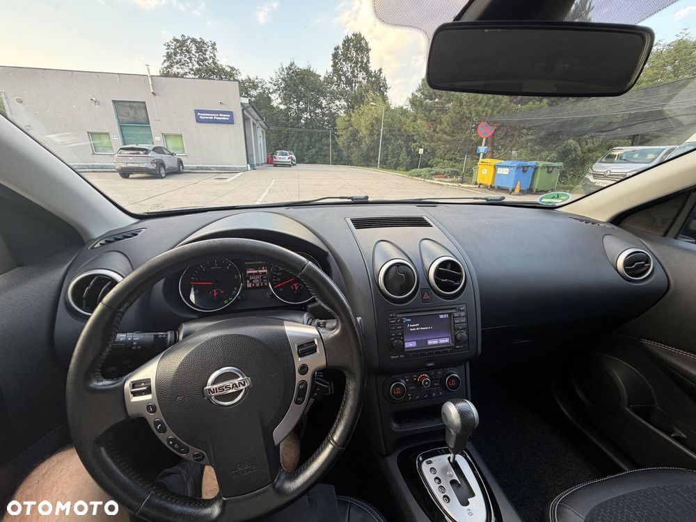 Nissan Qashqai 2.0 dCi 4 x 4 DPF 360 - 19
