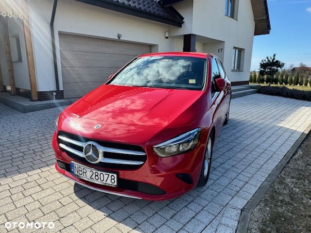 Mercedes-Benz Klasa B 180 Style 7G-DCT - 31