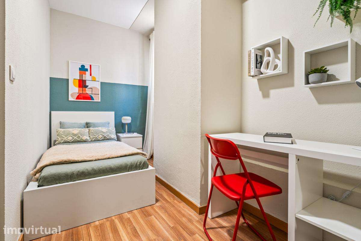 Quarto - localizado em Alameda Lisbon - Grande imagem: 2/20