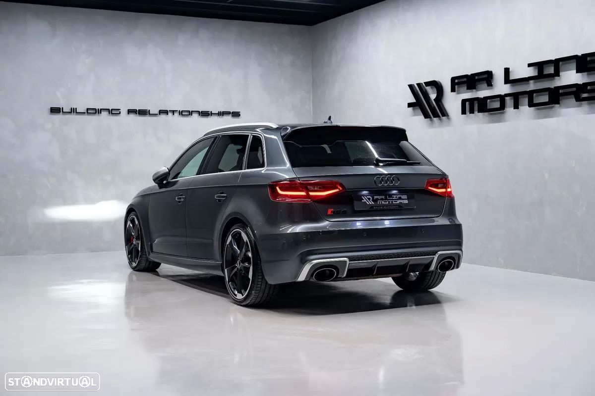 Audi RS3 Sportback 2.5 TFSI quattro S tronic - 8