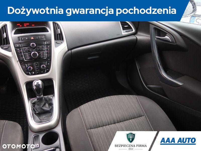 Opel Astra - 10