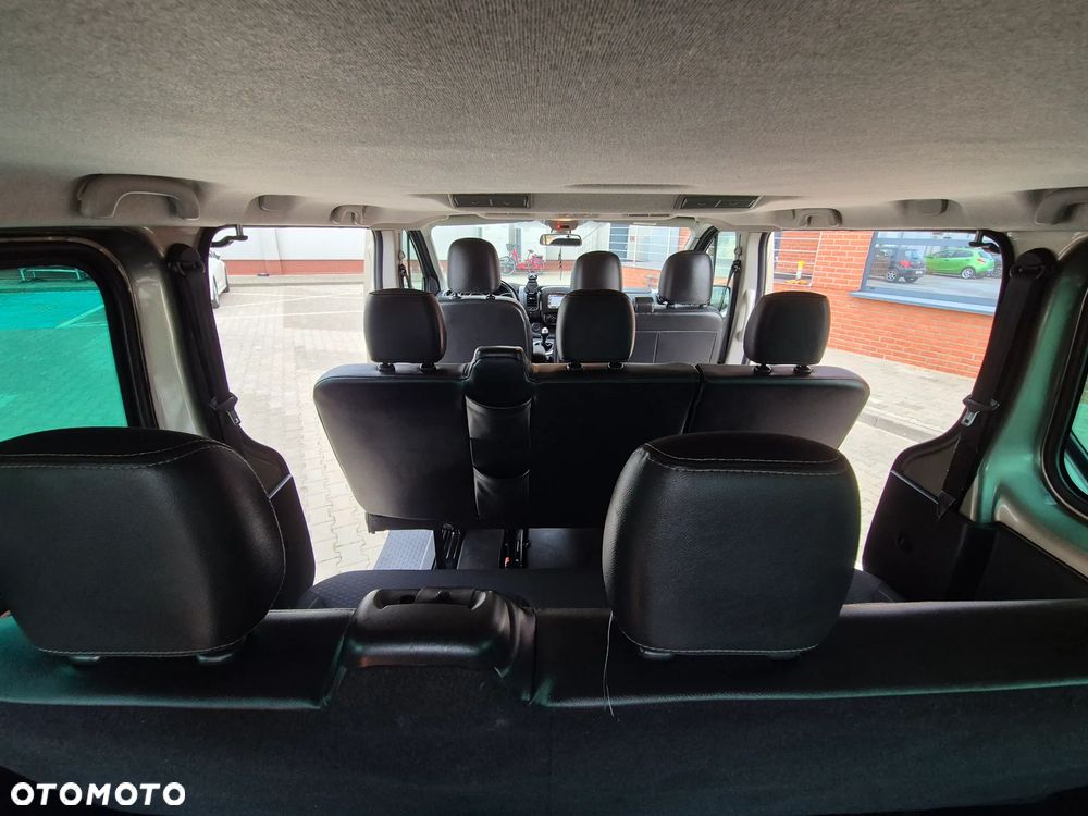 Opel Vivaro - 21