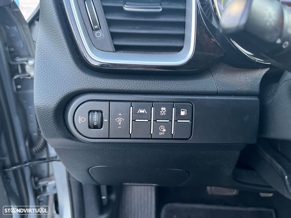 Kia Ceed SW 1.6 GDi PHEV Tech 6DCT - 24