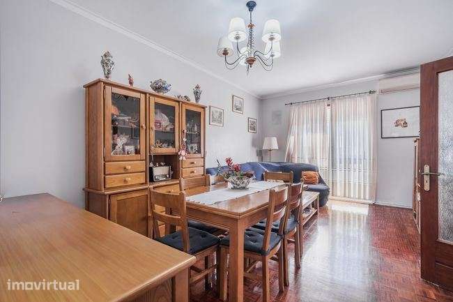 Apartamento T2+1 à venda  Rua Oliveira Monteiro, Carvalhido, Porto - Grande imagem: 2/21