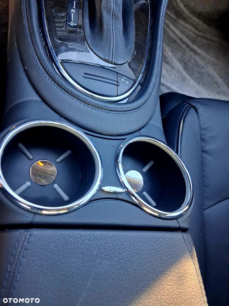 Mercedes-Benz CLS 350 CGI - 22