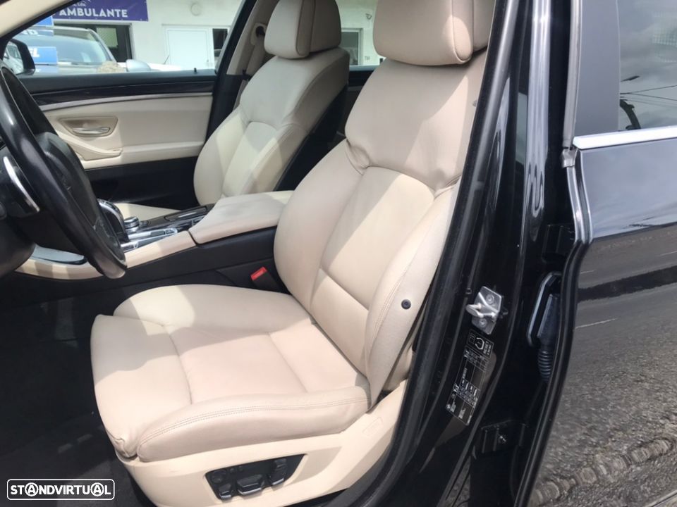 BMW 520 d Exclusive Auto 129g - 17