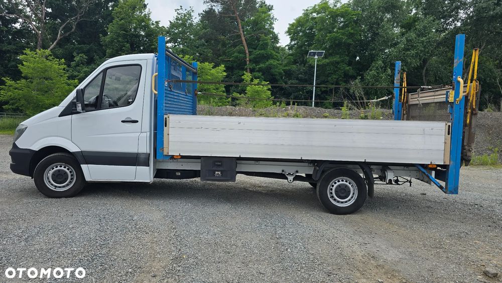 Mercedes-Benz Sprinter - 8