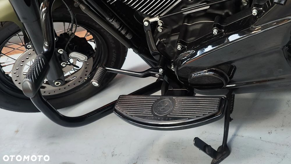 Harley-Davidson Softail - 30