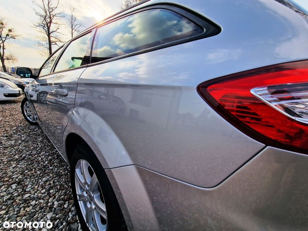 Ford Mondeo - 25