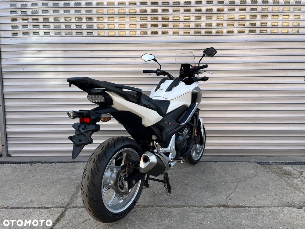 Honda NC - 16