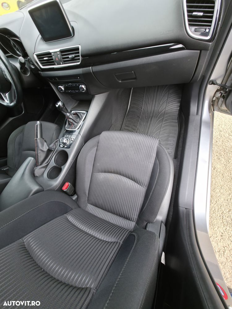 Mazda 3 SKYACTIV-G 120 Center-Line - 17