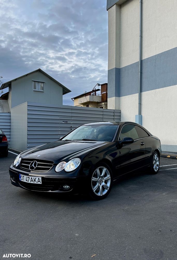 Mercedes-Benz CLK Coupe 220 CDI Avantgarde DPF Sport Edition - 3