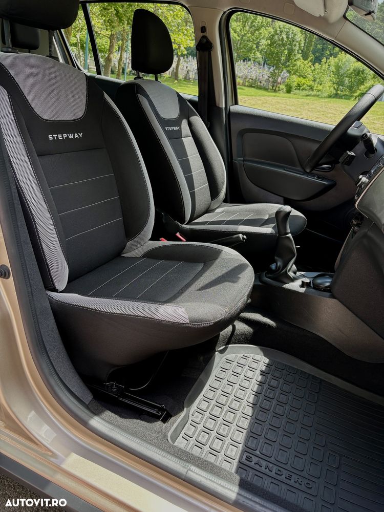 Dacia Sandero Stepway 0.9 TCe - 11