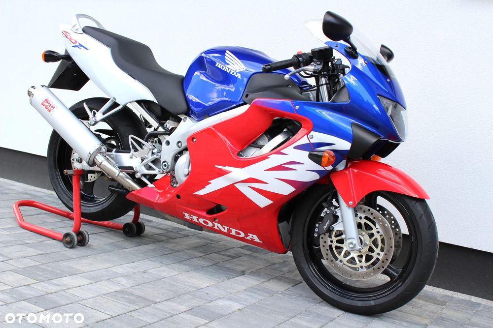 Honda CBR - 5