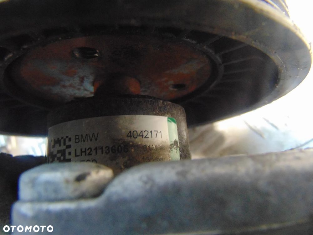 pompa wspomagania bmw n52b25 - 4