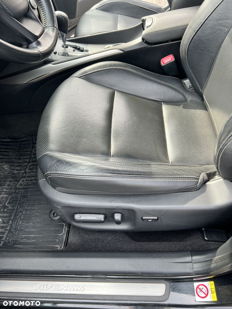 Toyota Avensis 2.0 Prestige MS - 13