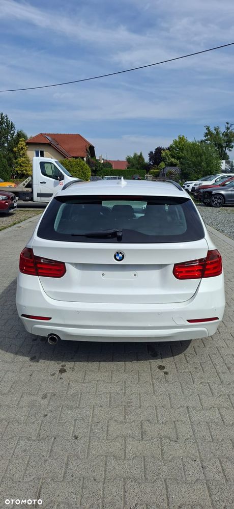 BMW Seria 3 320d xDrive - 8