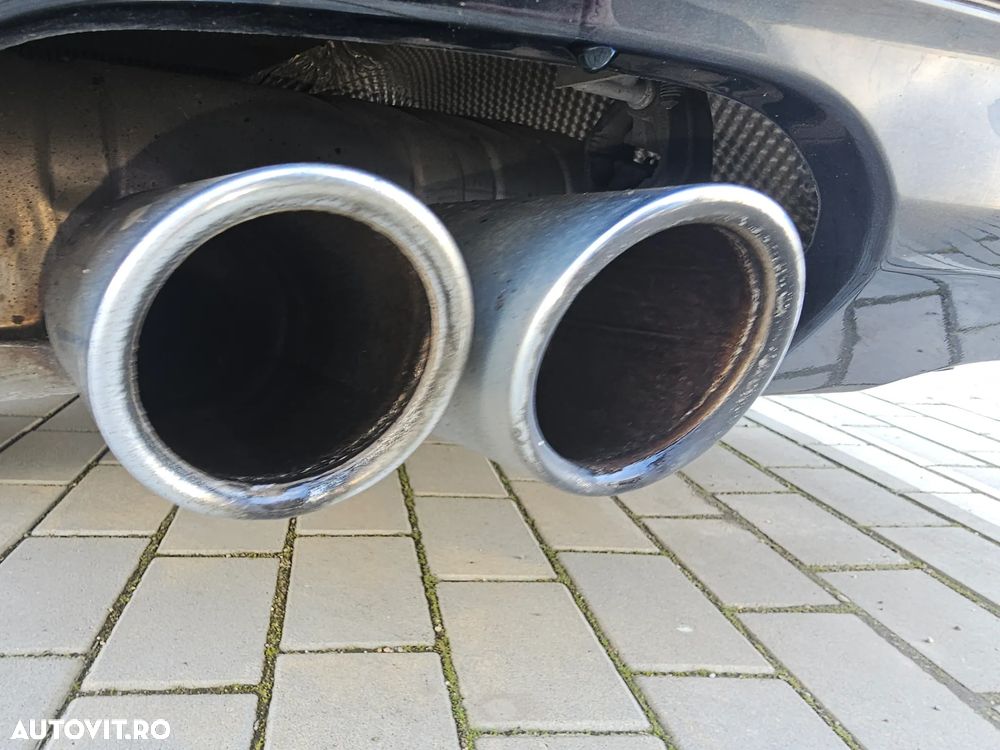 BMW Seria 5 525d xDrive - 37