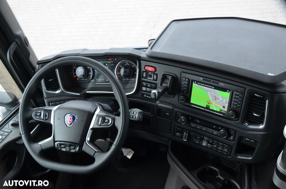 Scania R 450 / KLIMA P. / ACC / NAVI / FULL LED / SKÓRA / WAGA / DE 0264 - 27
