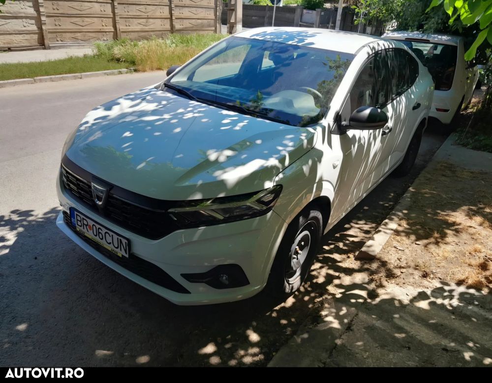 Dacia Logan TCe 90 Essential - 3