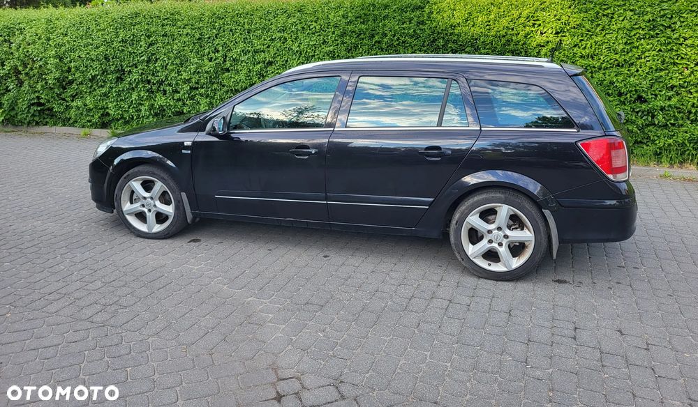 Opel Astra 1.9 CDTI Sport - 1
