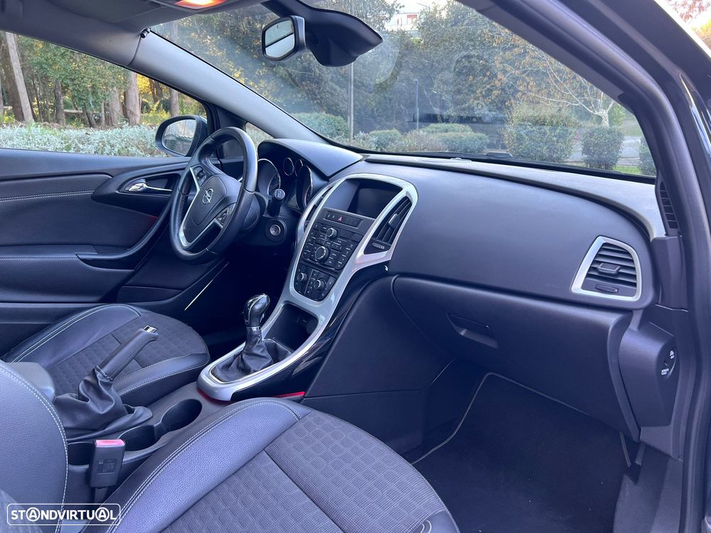 Opel Astra GTC 1.6 CDTi S/S - 10