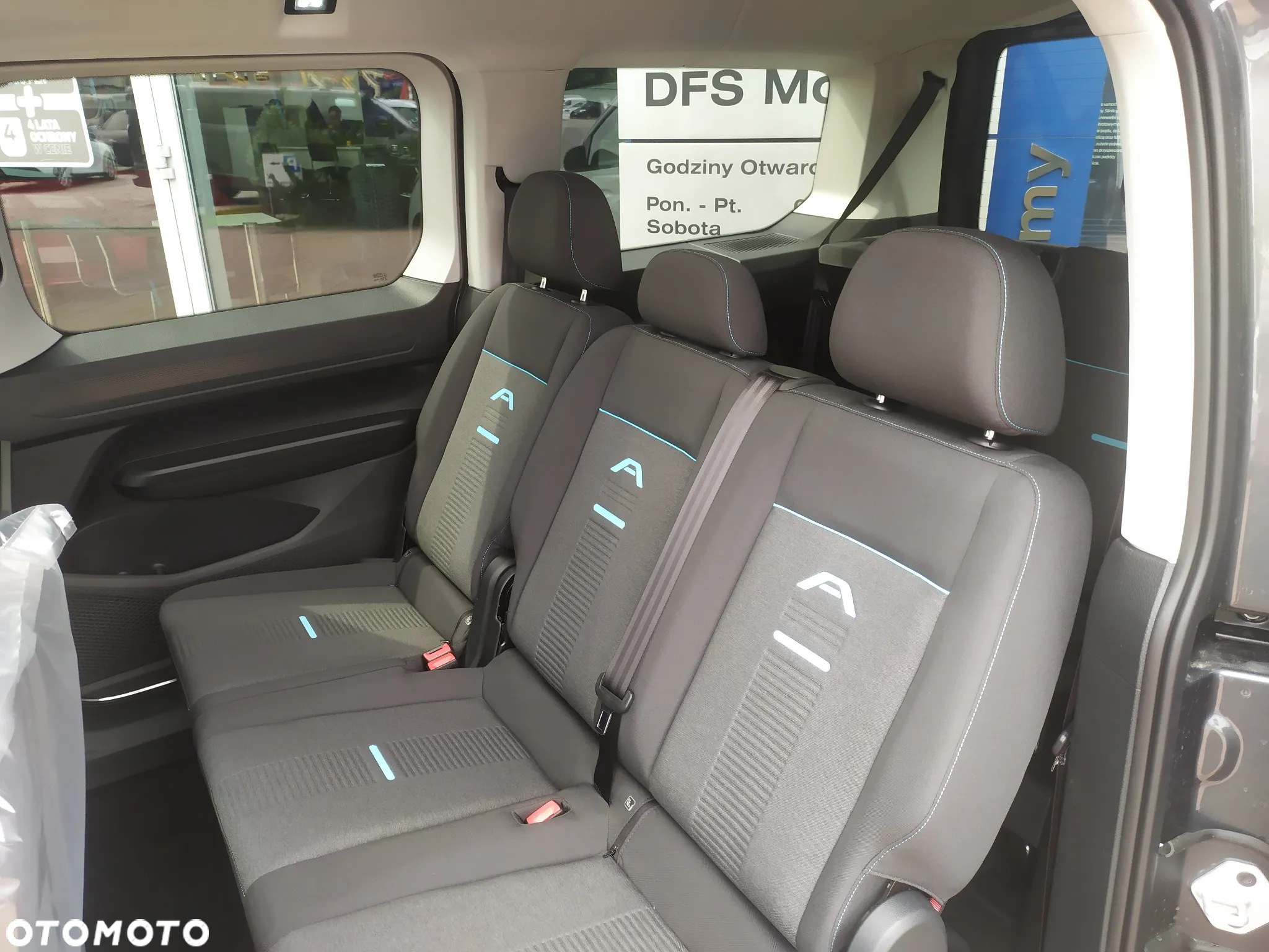 Ford Tourneo Connect Grand 2.0 EcoBlue Active - 15