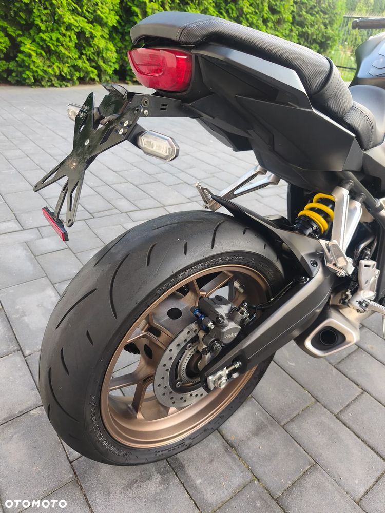 Honda CB - 4