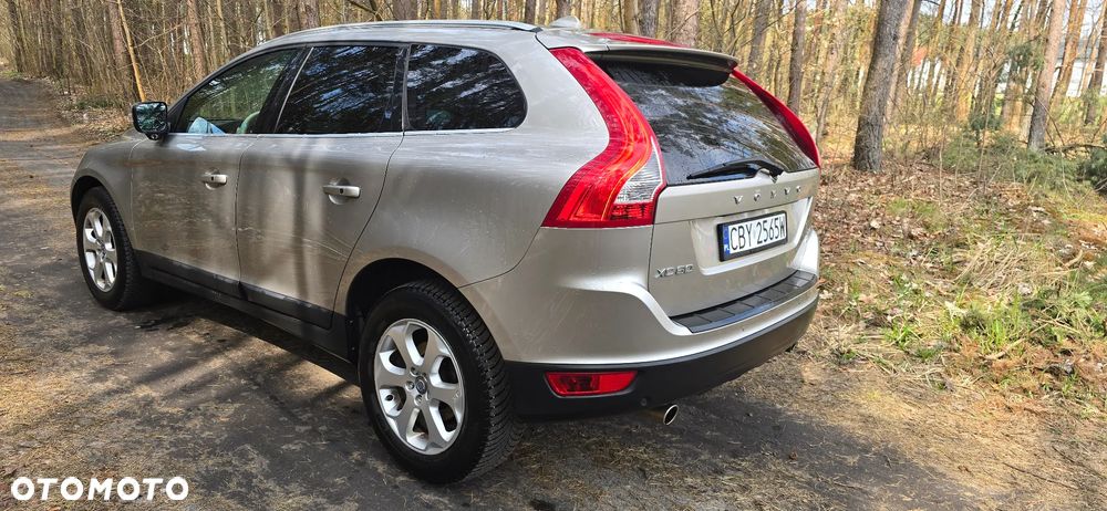 Volvo XC 60 T6 AWD Momentum - 7