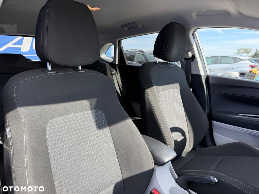 Hyundai i20 - 18