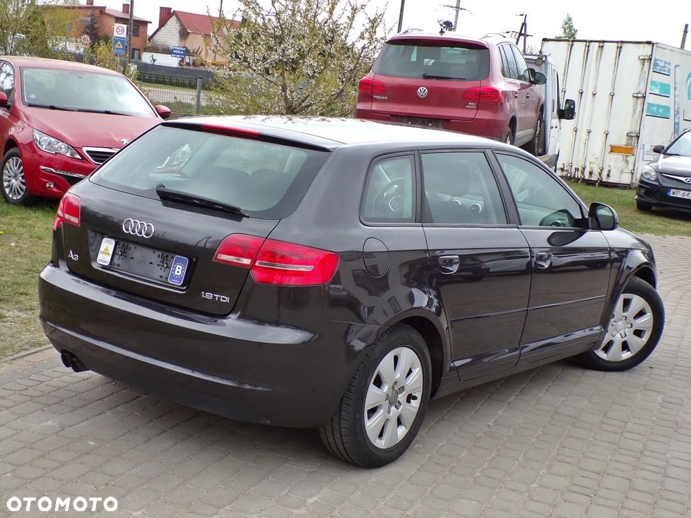 Audi A3 Sportback 1.9 TDI Ambition - 12