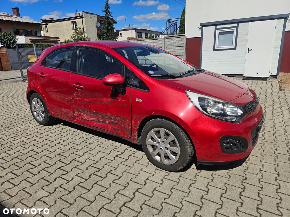 Kia Rio 1.2 Dream Team Edition - 3