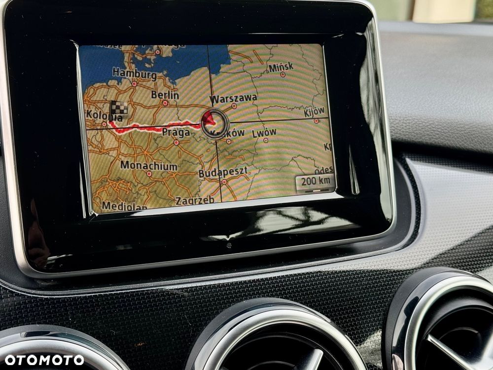 Mercedes-Benz Klasa B 180 CDI (BlueEFFICIENCY) - 22