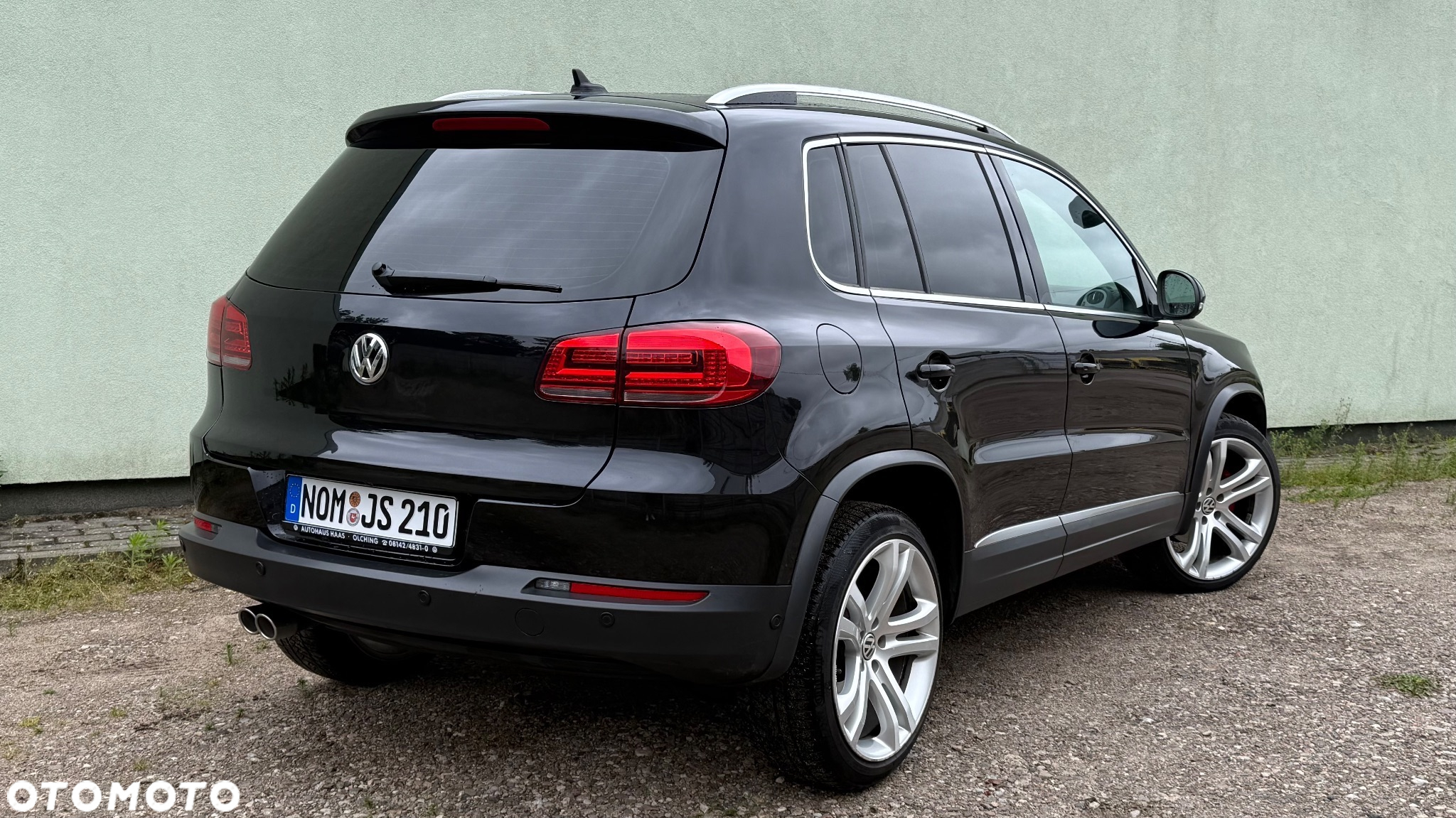 Volkswagen Tiguan 2.0 TDI 4Mot Perfectline R-Style - 14