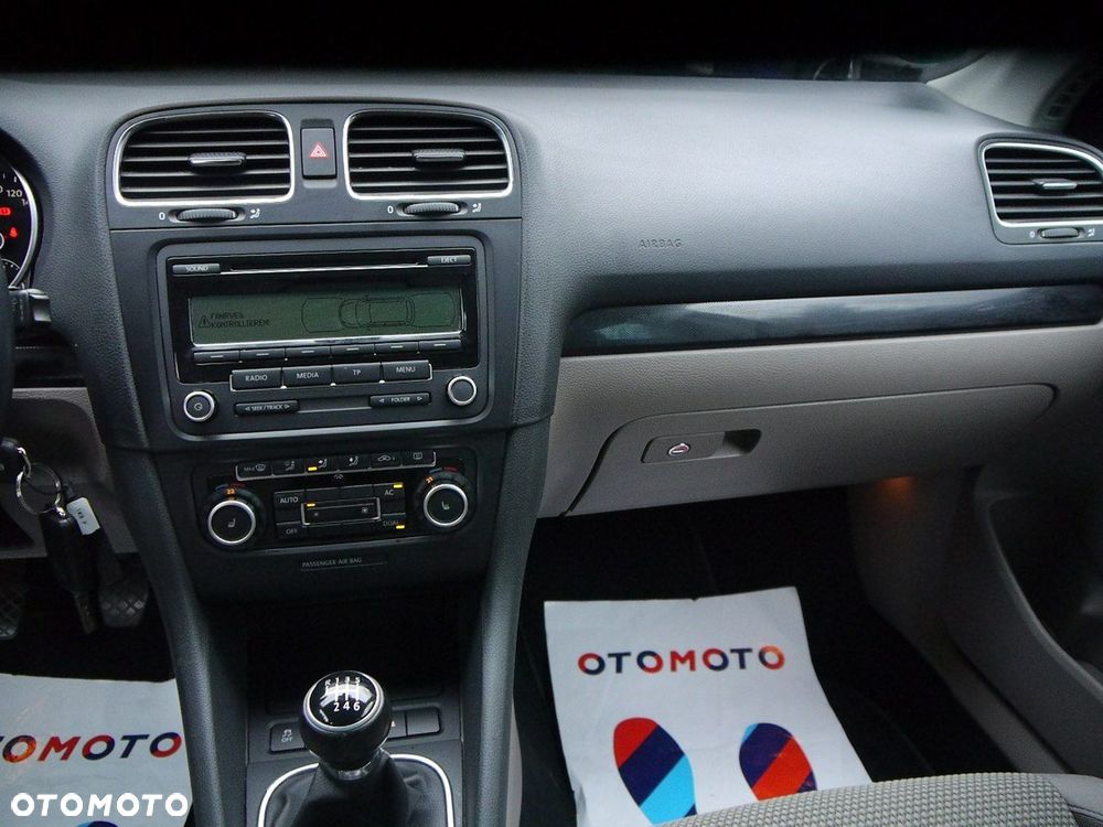 Volkswagen Golf - 21