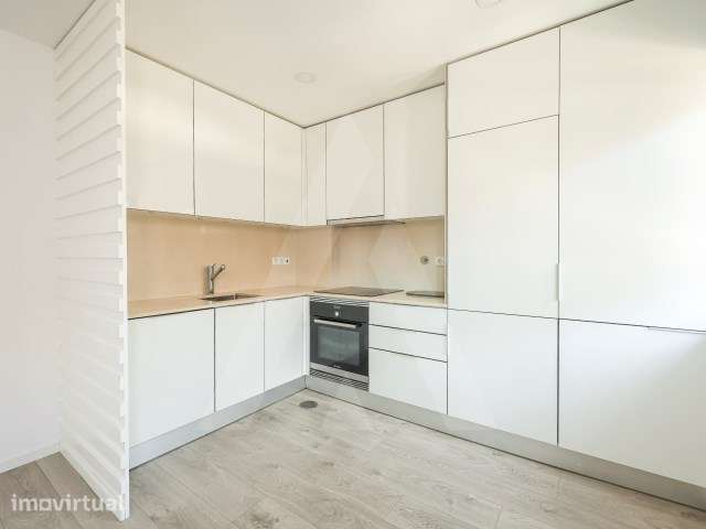 Apartamento T1 semi-novo na Avenida Dr. Lourenço Peixinho - Grande imagem: 4/18