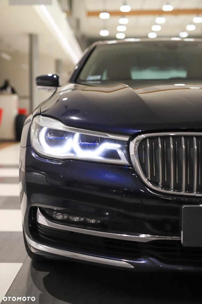 BMW Seria 7 730d xDrive - 4