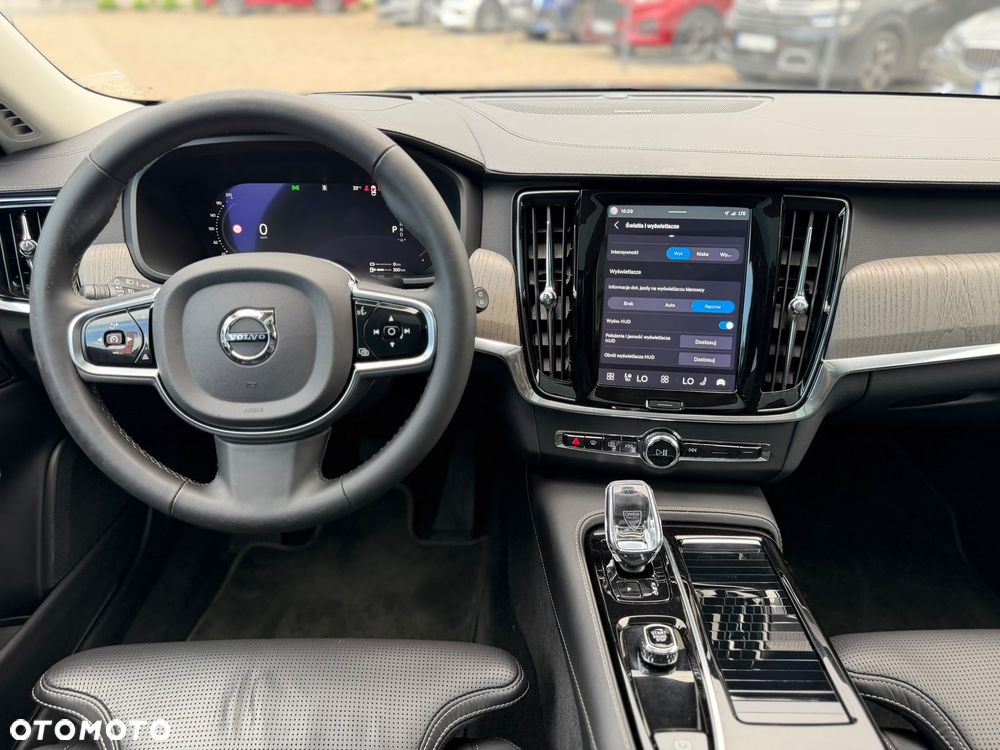 Volvo V90 - 19