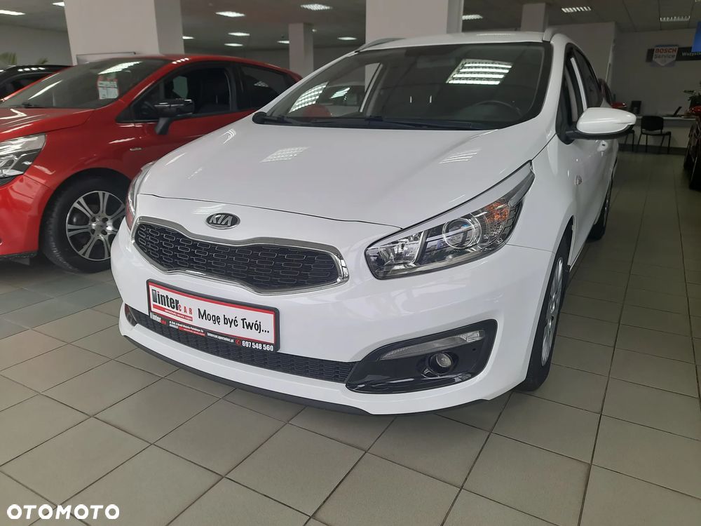 Kia Ceed 1.6 GDI SW Dream-Team Edition - 1