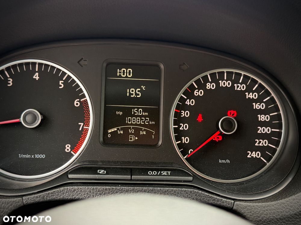 Volkswagen Polo 1.2 TSI (Blue Motion Technology) Comfortline - 17
