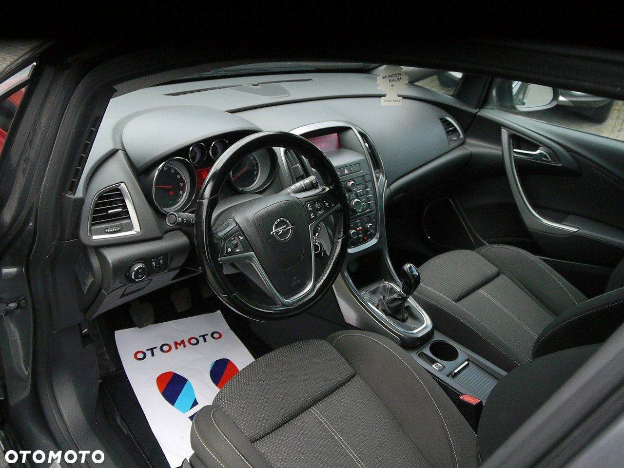 Opel Astra 1.4 Turbo Design Edition - 19