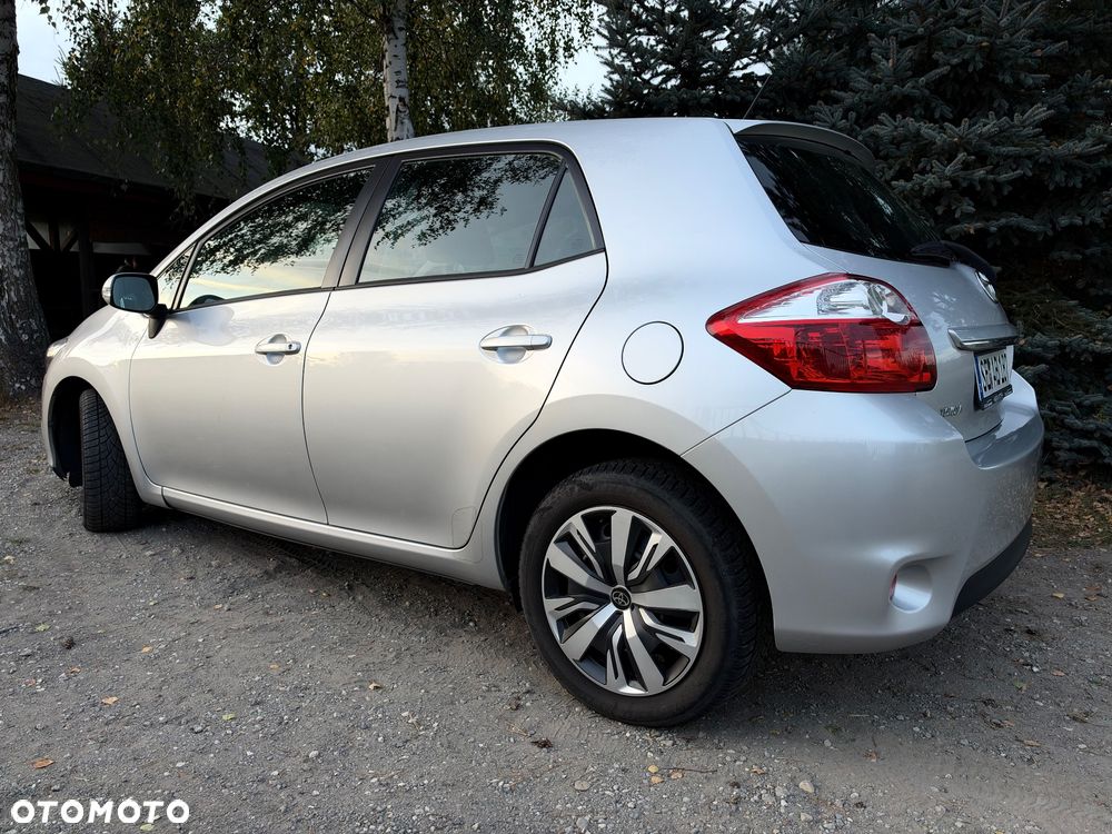 Toyota Auris - 21
